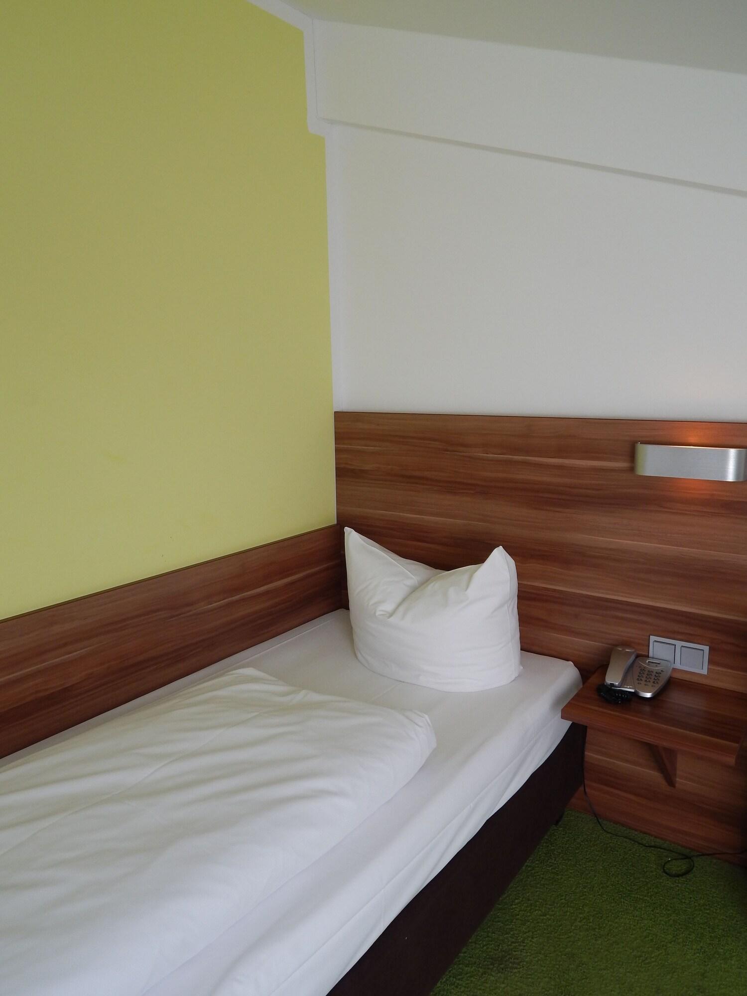 Hotel Andra Muenchen Экстерьер фото