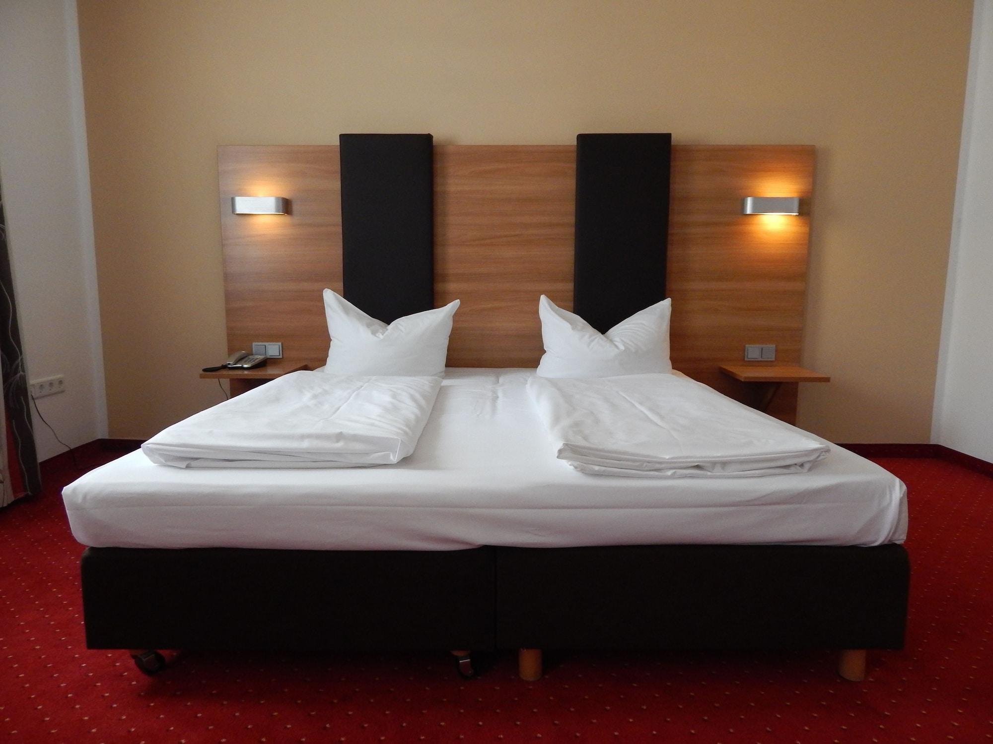 Hotel Andra Muenchen Экстерьер фото