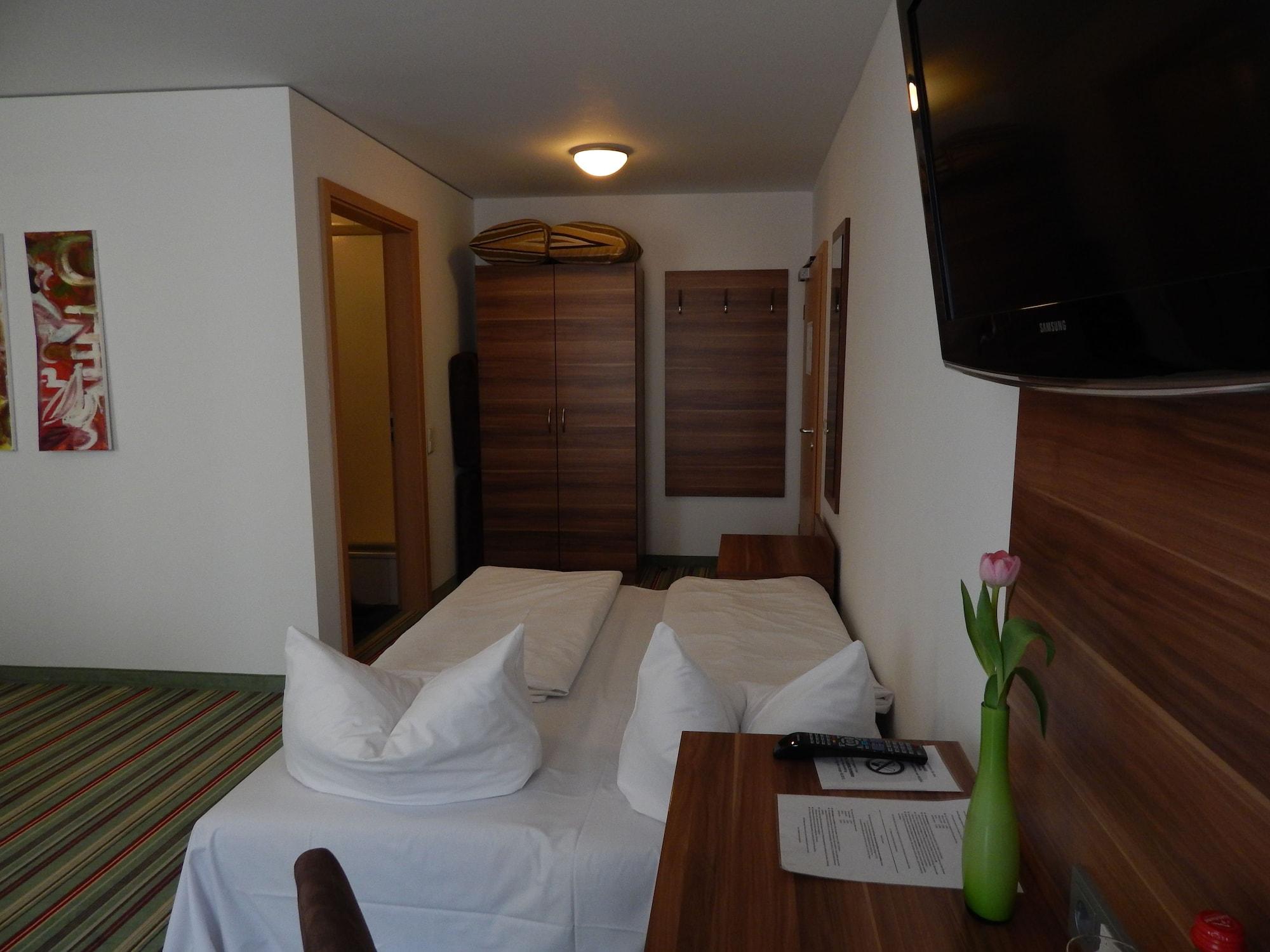 Hotel Andra Muenchen Экстерьер фото
