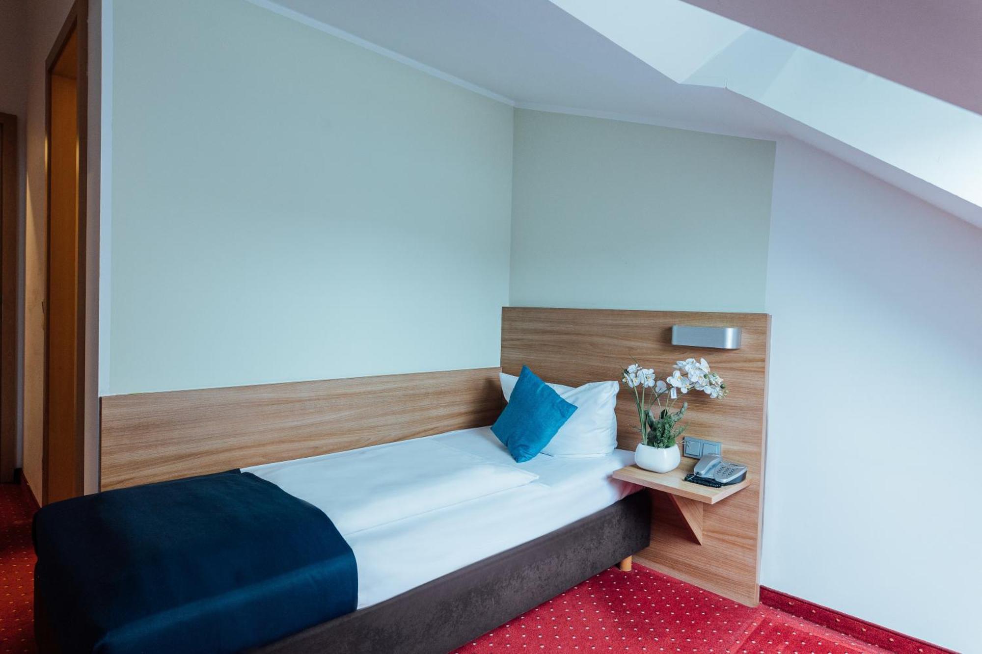 Hotel Andra Muenchen Экстерьер фото