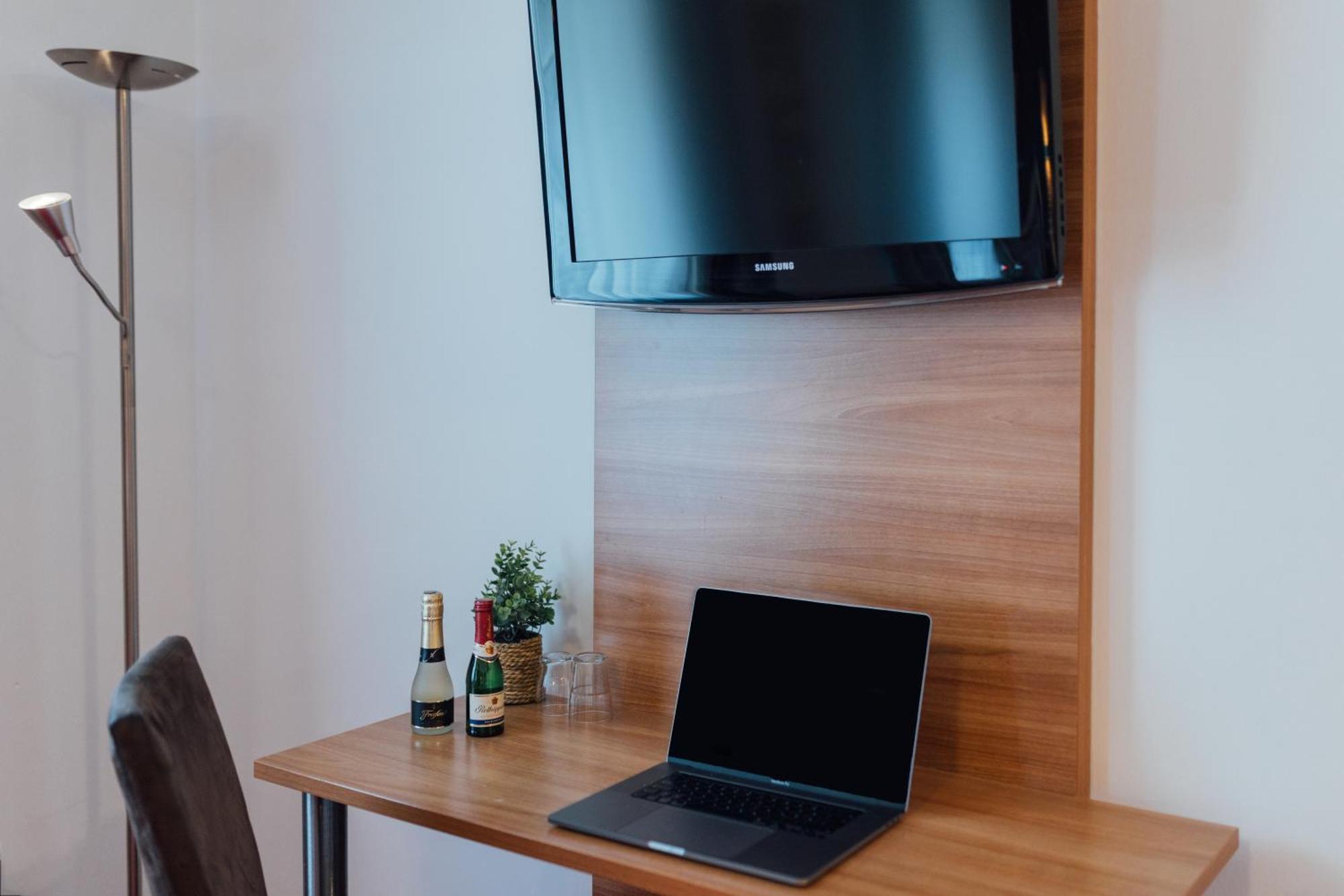 Hotel Andra Muenchen Экстерьер фото