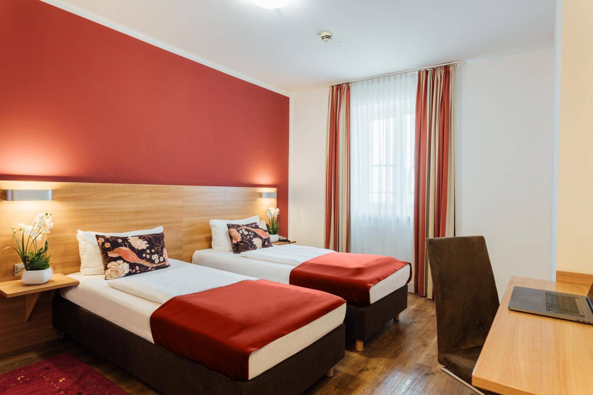 Hotel Andra Muenchen Экстерьер фото
